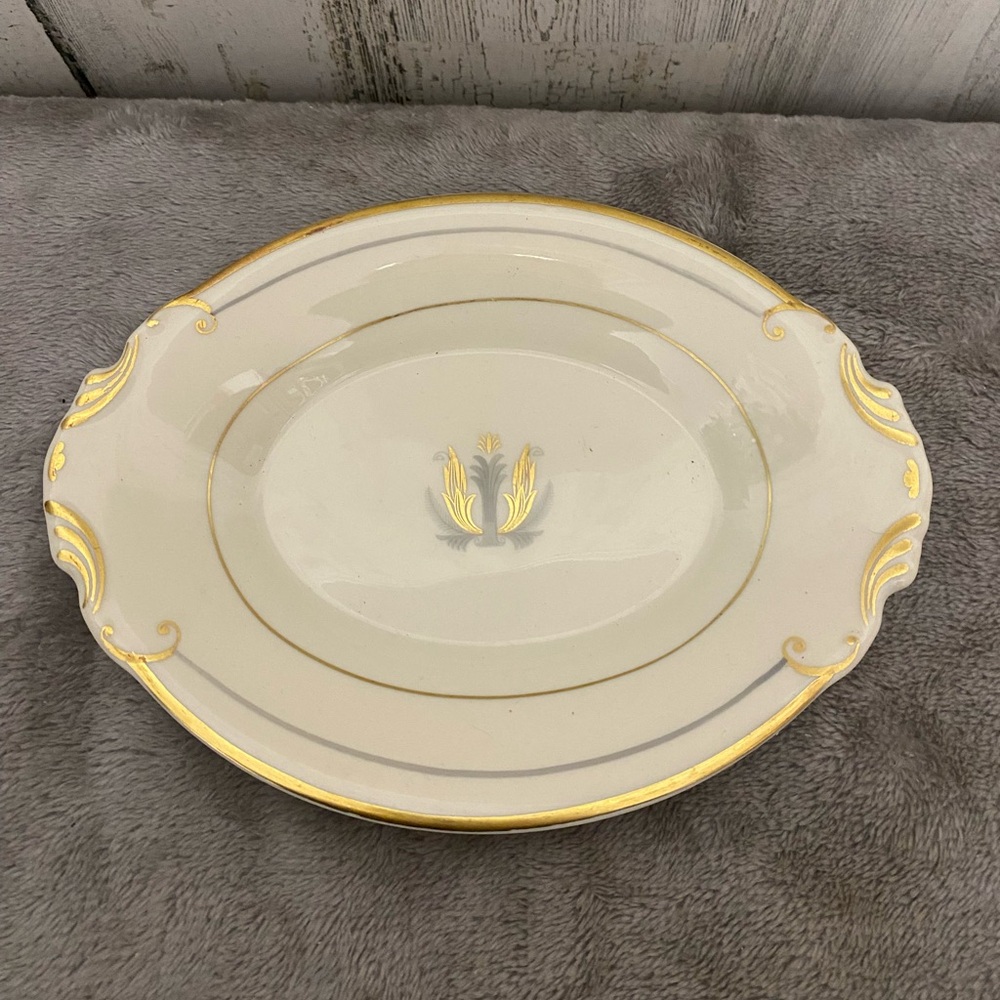 Elegant Syracuse Governor Clinton Gold-Trimmed Relish Dish